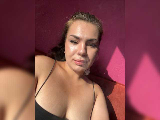 Family707 live cam on BongaCams