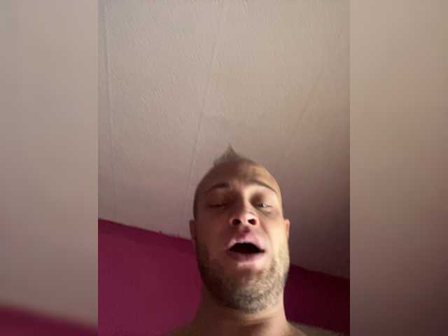 FAMILY707 live cam on BongaCams