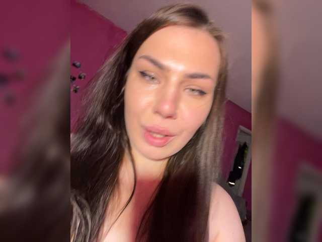 Sex chat gratuit in direct cu Family707 pe BongaCams