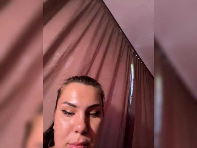 Family707 live cam on BongaCams