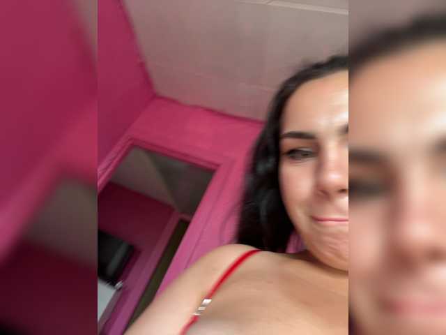 Family707 live cam on BongaCams