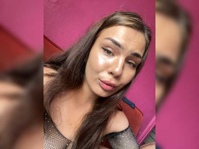 Family707 live cam on BongaCams