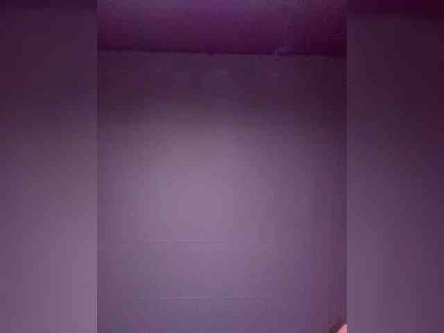2LILMOMMY2 webcam