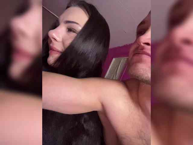 Family707 Live Webcam on BongaCams