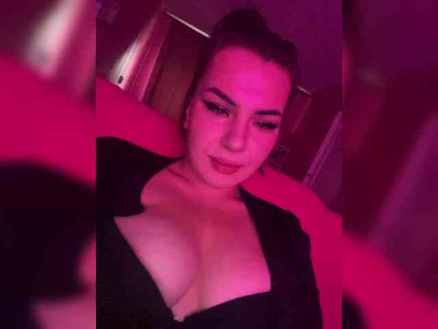 2LILMOMMY2 webcam