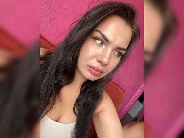 Family707 Live Webcam on BongaCams