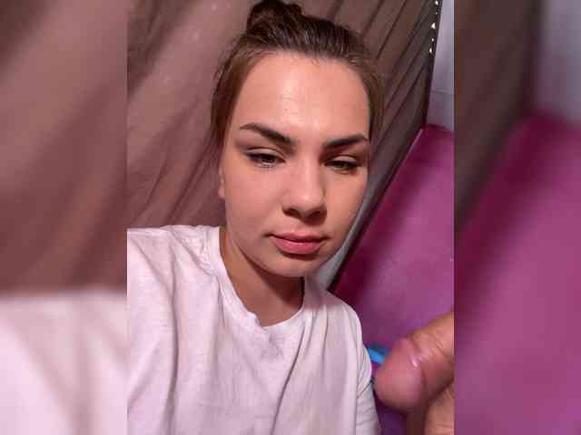 Family707 Live Webcam on BongaCams