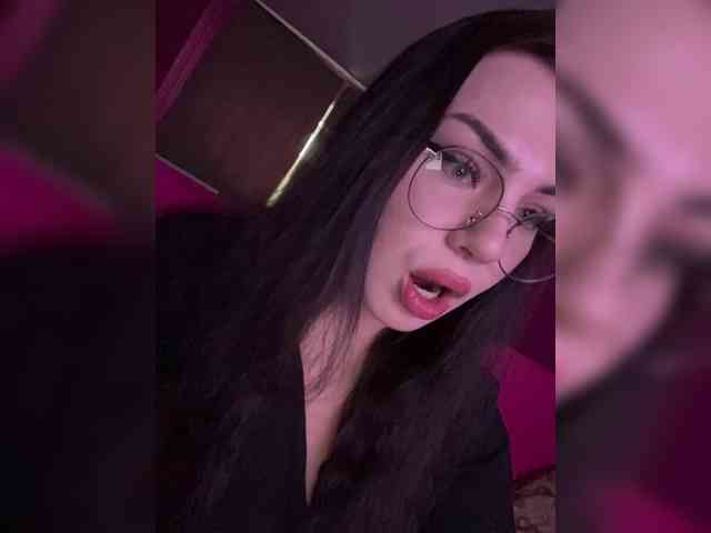 2LILMOMMY2