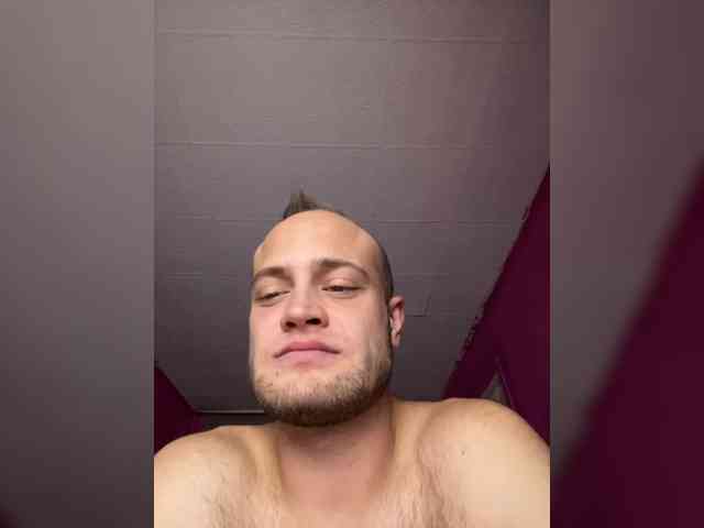 Family707 Live Webcam on BongaCams