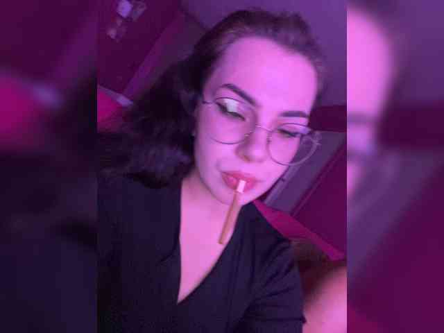 2LILMOMMY2