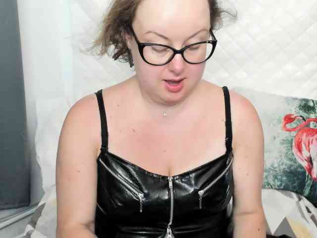 BonnieFlirt webcam