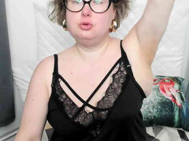 Model: BonnieFlirt