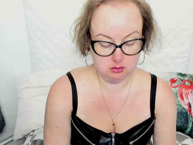 BonnieFlirt