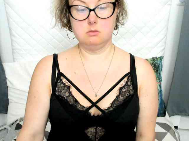 Model: BonnieFlirt