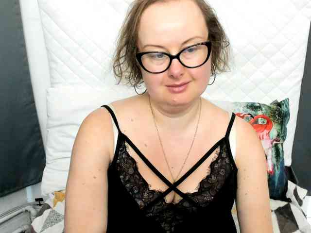 BonnieFlirt