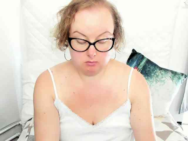 BonnieFlirt
