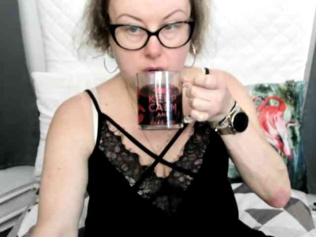 BonnieFlirt webcam