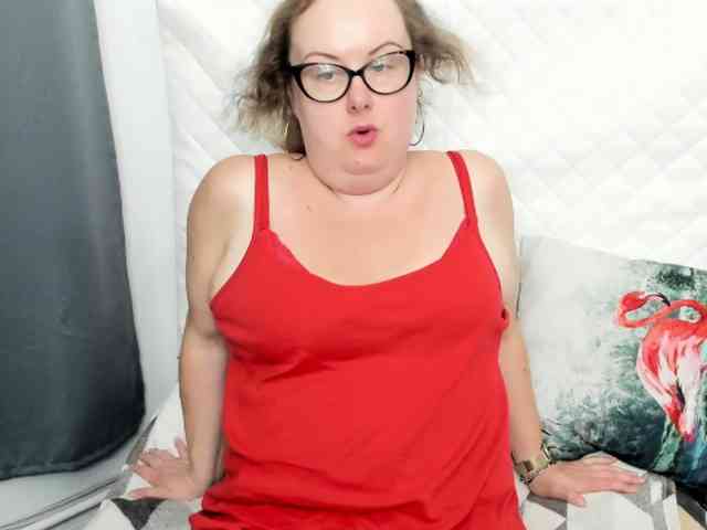 BonnieFlirt webcam