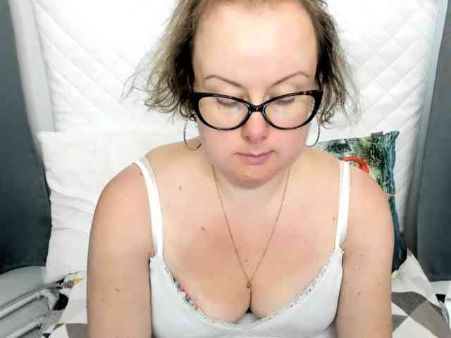 BonnieFlirt