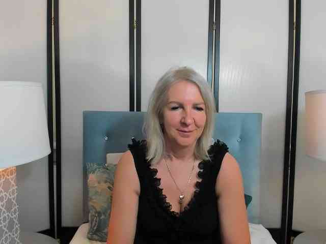 EricaDevil webcam