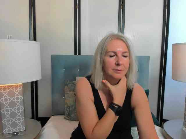 EricaDevil webcam