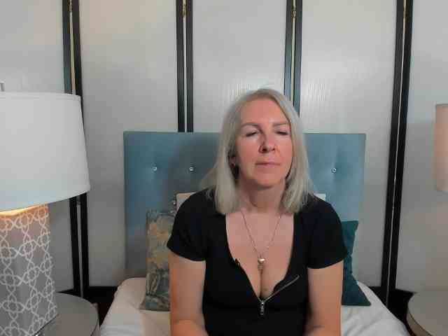 EricaDevil webcam