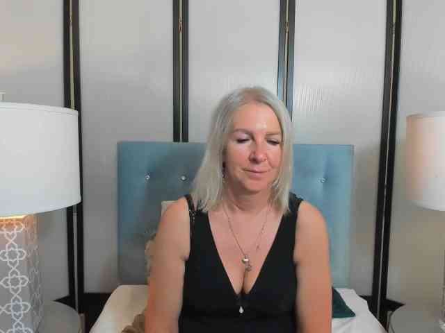 EricaDevil webcam