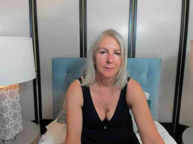 EricaDevil webcam