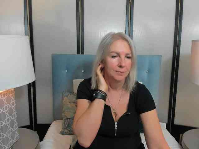 EricaDevil webcam