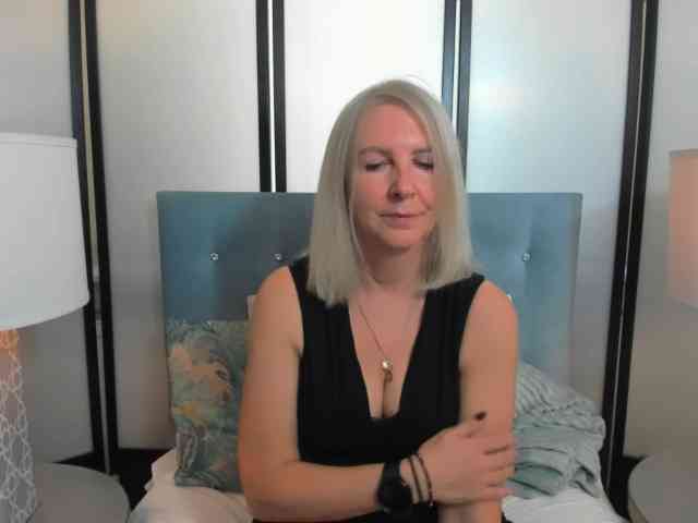 EricaDevil webcam