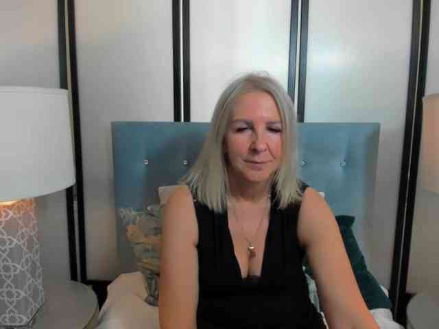 EricaDevil webcam