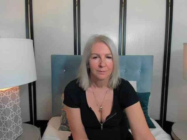 EricaDevil webcam
