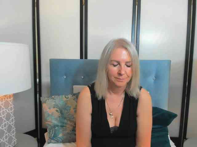 EricaDevil webcam