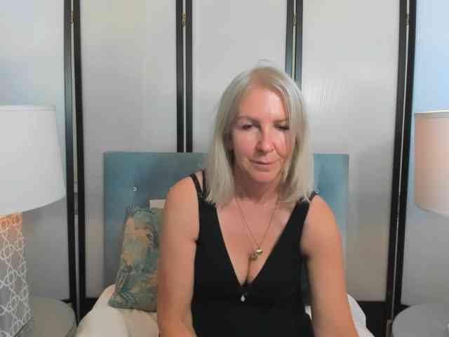 EricaDevil webcam