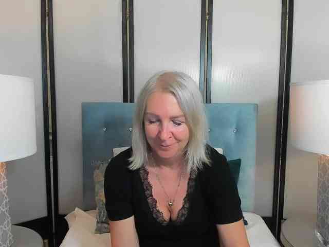 EricaDevil webcam