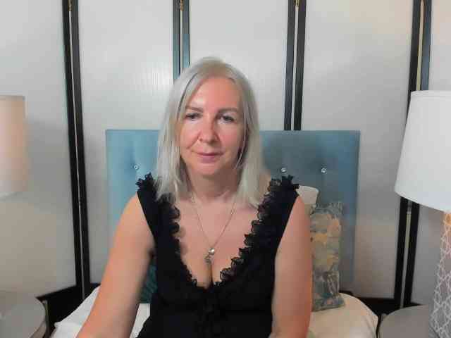 EricaDevil webcam