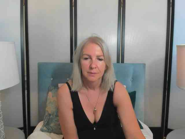 EricaDevil webcam