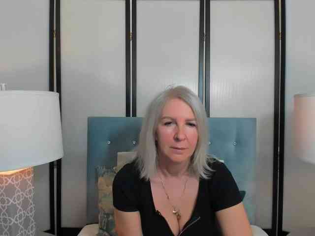 EricaDevil webcam