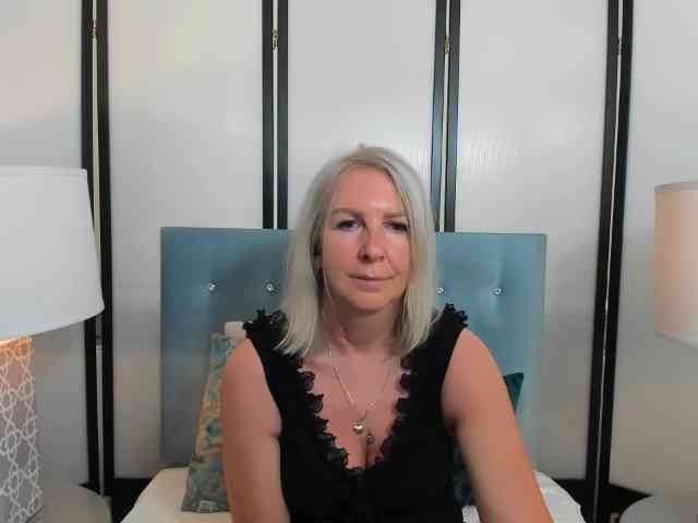 EricaDevil webcam