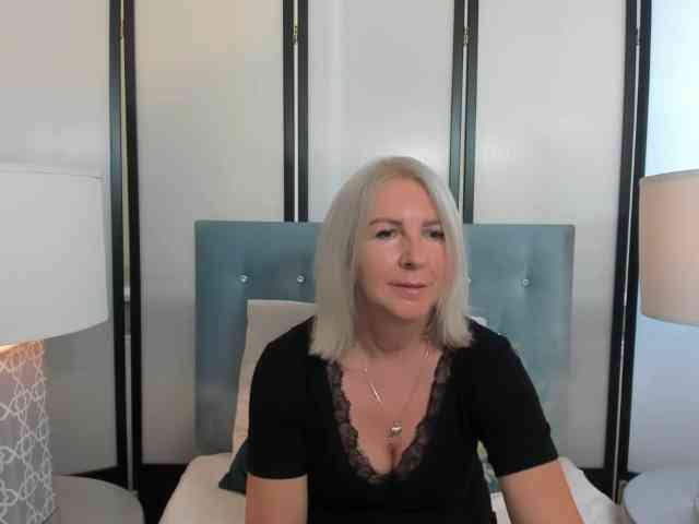EricaDevil webcam