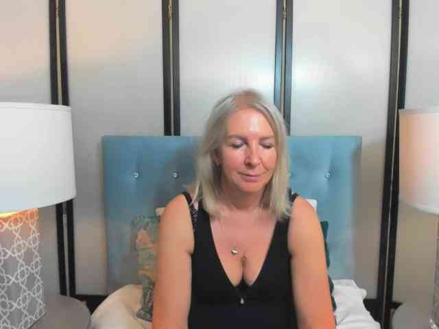 EricaDevil webcam