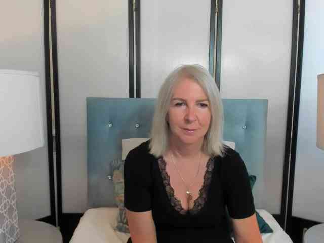 EricaDevil webcam