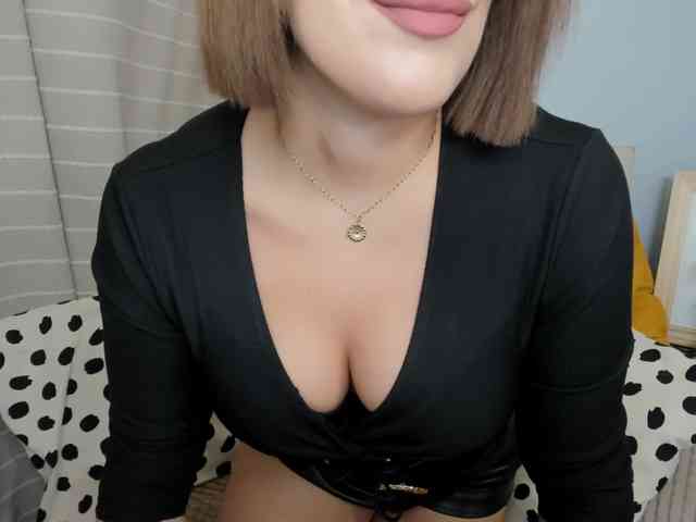 MollyAngelXx webcam