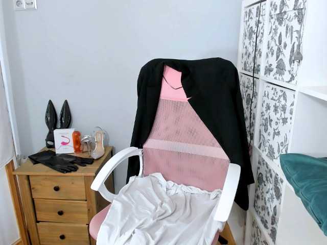 DonnaGirlX's BongaCams show and profile