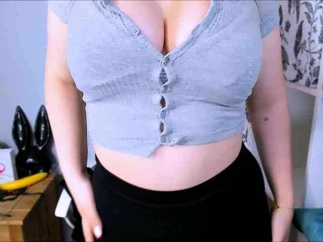 Model: DonnaGirlX