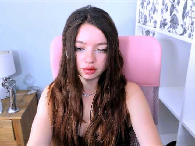 GraceLipsX