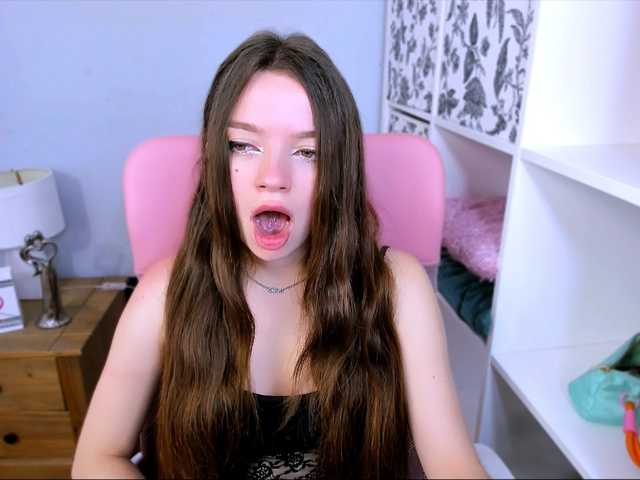 gracelipsx cam belle