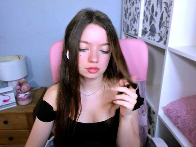 GraceLipsX live cam on BongaCams