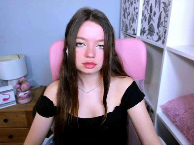 GraceLipsX live cam on BongaCams