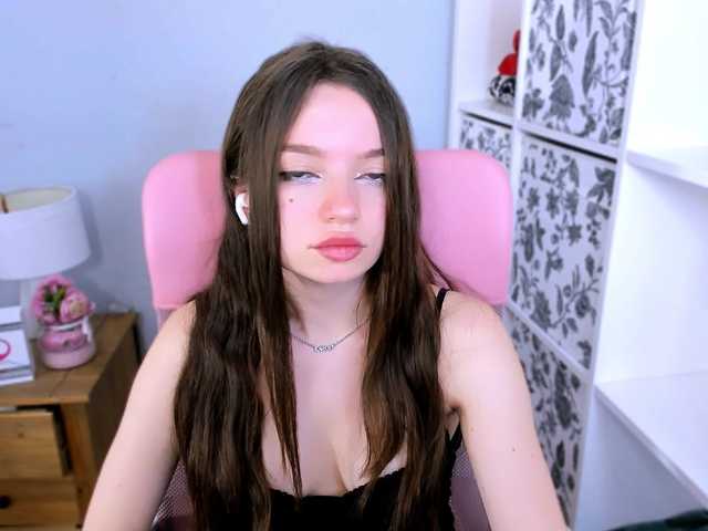 GraceLipsX live cam on BongaCams